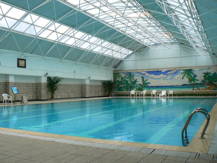 河北鹽山體育中心游泳館